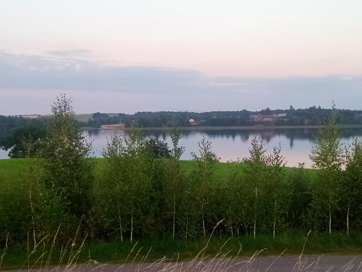 Agroturystyka U Basi Sniadanie Wliczone W Cenie Burniszki 外观 照片